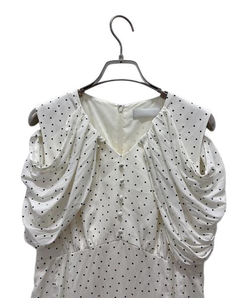 CELFORD（セルフォード）CELFORD (セルフォード) カットアウト割線ワンピース ホワイト サイズ:36の古着・服飾アイテム