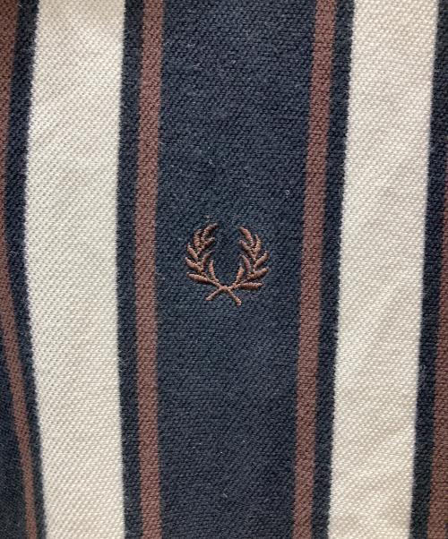 FRED PERRY（フレッドペリー）FRED PERRY (フレッドペリー) ポロシャツ ブラック サイズ:Sの古着・服飾アイテム