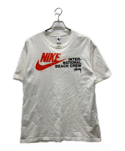 NIKE（ナイキ）NIKE (ナイキ) stussy (ステューシー) International Beach Crew Tee ホワイト サイズ:Mの古着・服飾アイテム
