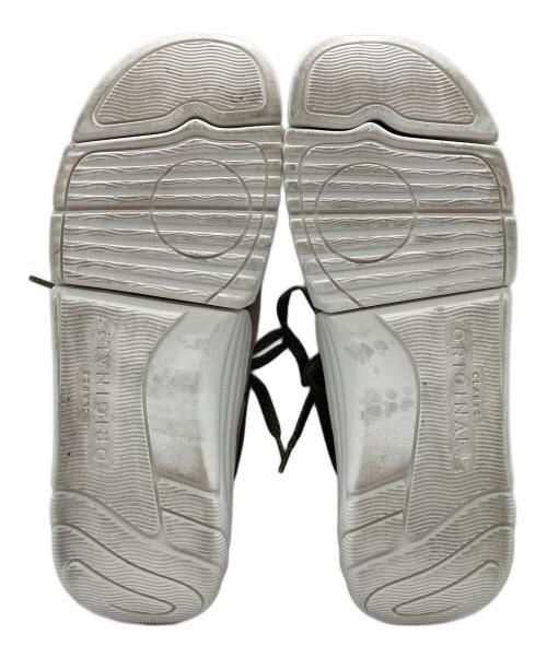 CLARKS（クラークス）CLARKS (クラークス) ローカットスニーカー カーキ サイズ:27の古着・服飾アイテム