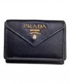 PRADAプラダ）の古着「3つ折り財布」｜ブラック