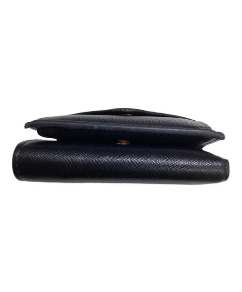 PRADA（プラダ）PRADA (プラダ) 3つ折り財布 ブラックの古着・服飾アイテム