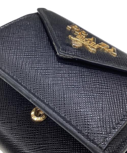 PRADA（プラダ）PRADA (プラダ) 3つ折り財布 ブラックの古着・服飾アイテム