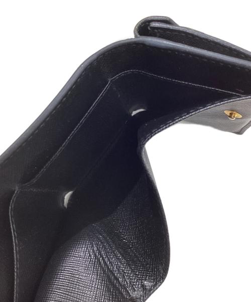 PRADA（プラダ）PRADA (プラダ) 3つ折り財布 ブラックの古着・服飾アイテム