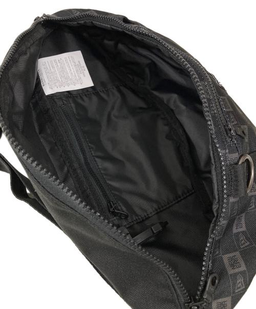 New Era（ニューエラ）New Era (ニューエラ) ボディーバッグ ブラックの古着・服飾アイテム