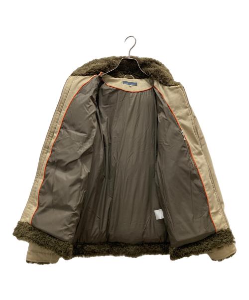 CHEVIGNON（シェビニオン）CHEVIGNON (シェビニオン) 裏ボア ミリタリージャケット ベージュ サイズ:Mの古着・服飾アイテム