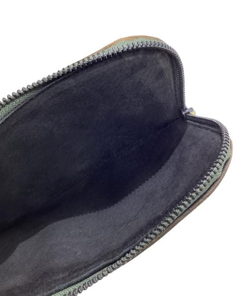 BEERBELLY（ビアベリー）BEERBELLY (ビアベリー) ラウンドジップマルチケース グリーンの古着・服飾アイテム