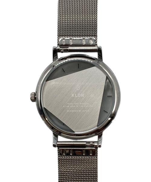 KLON（クローン）KLON (クローン) 三角文字盤 腕時計 シルバーの古着・服飾アイテム