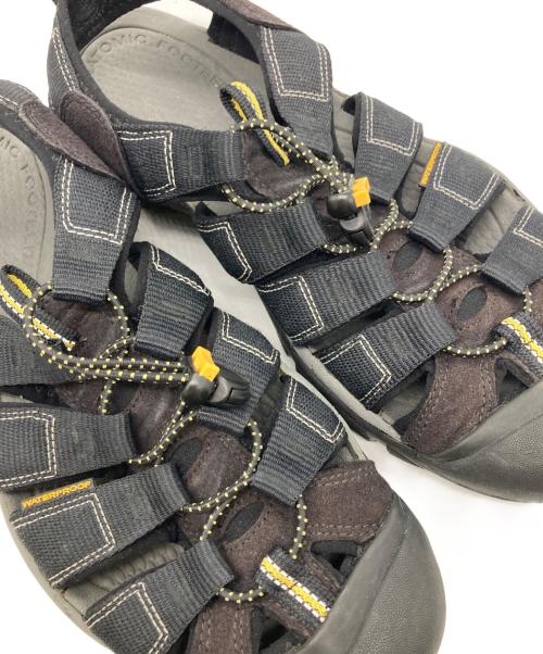KEEN（キーン）KEEN (キーン) スポーツサンダル ブラック サイズ:28の古着・服飾アイテム