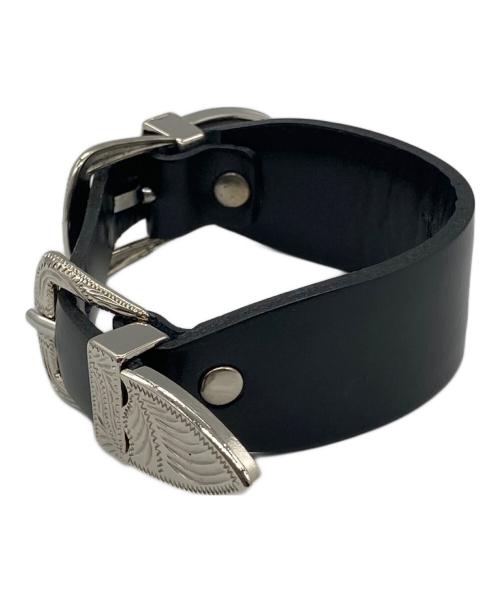 TOGA PULLA（トーガ プルラ）TOGA PULLA (トーガ プルラ) メタル レザーブレスレット ブラックの古着・服飾アイテム