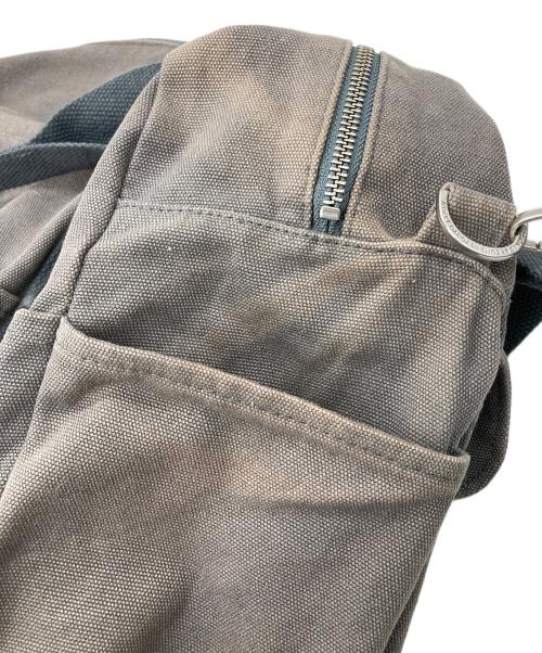 CUNE（キューン）CUNE (キューン) ショルダーバッグ グレーの古着・服飾アイテム