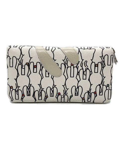 CUNE（キューン）CUNE (キューン) うさちゃんとねこちゃんロングウォレット ホワイトの古着・服飾アイテム