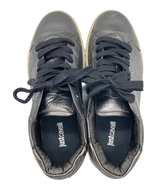 JUST CAVALLI（ジャストカヴァリ）JUST CAVALLI (ジャストカヴァリ) スニーカー シルバー サイズ:40の古着・服飾アイテム