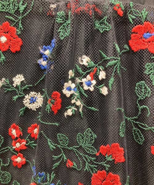 Lois CRAYON（ロイスクレヨン）Lois CRAYON (ロイスクレヨン) フラワー刺繍チュールワンピース ブラック サイズ:Mの古着・服飾アイテム