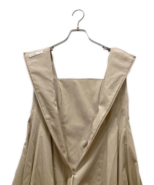 ADEAM（アディアム）ADEAM (アディアム) ノースリーブワンピース ベージュの古着・服飾アイテム