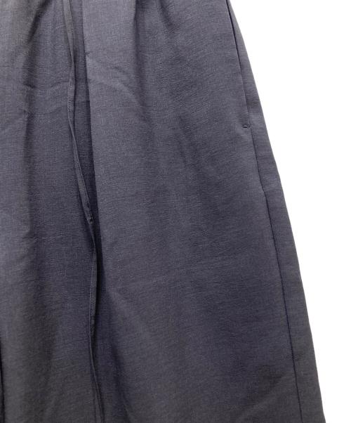 nano・universe（ナノ・ユニバース）nano・universe (ナノ・ユニバース) メランジドライ イージー ワイドパンツ グレー サイズ:Sの古着・服飾アイテム