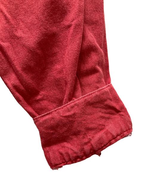 LOONEY TUNES（ルーニーチューンズ）LOONEY TUNES (ルーニーチューンズ) KARMAN (カーマン) キャラプリント ウエスタンシャツ レッド×ホワイト サイズ:Lの古着・服飾アイテム