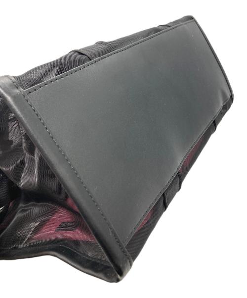 MARC JACOBS（マークジェイコブス）MARC JACOBS (マークジェイコブズ) THE TOTE BAG ブラックの古着・服飾アイテム