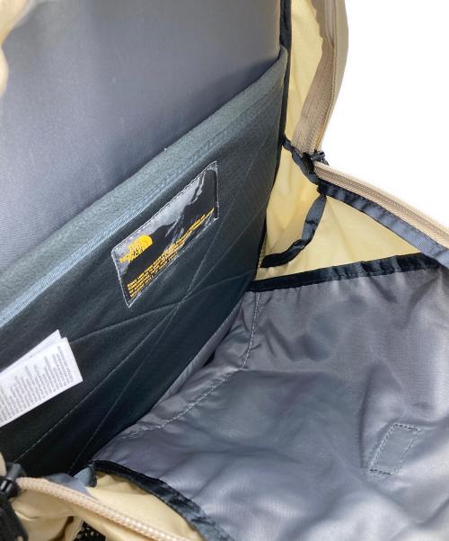 THE NORTH FACE（ザ ノース フェイス）THE NORTH FACE (ザ ノース フェイス) ホットショット ベージュの古着・服飾アイテム