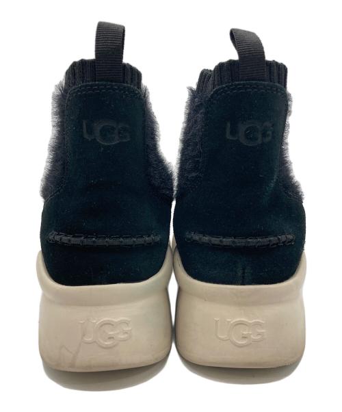 UGG（アグ）UGG (アグ) ハイカットスニーカー ブラック サイズ:24.5の古着・服飾アイテム