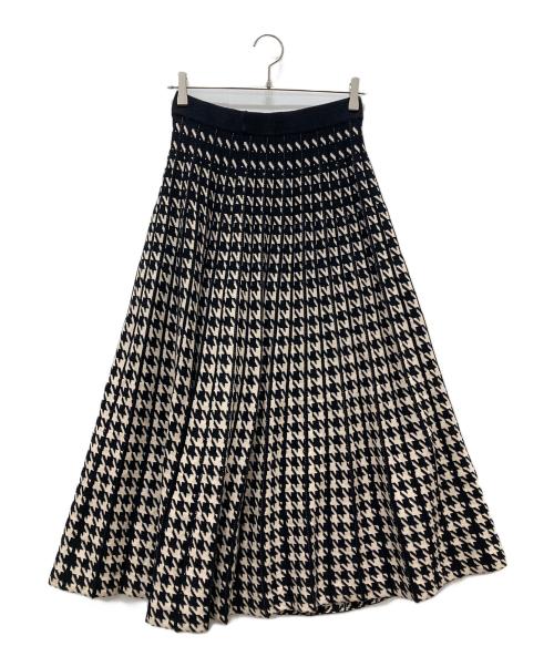 TORRAZZO DONNA（トラッゾドンナ）TORRAZZO DONNA (トラッゾドンナ) リバーシブルジャガードスカート ブラック サイズ:Fの古着・服飾アイテム