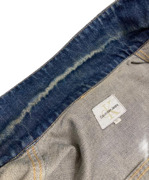 Calvin Klein Jeans（カルバンクラインジーンズ）Calvin Klein Jeans (カルバンクラインジーンズ) デニムジャケット インディゴ サイズ:Mの古着・服飾アイテム