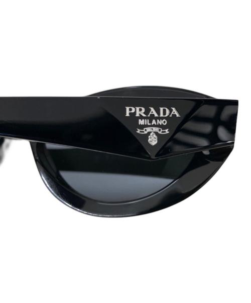 PRADA（プラダ）PRADA (プラダ) キャットアイ シンボルサングラス ブラック サイズ:55□16の古着・服飾アイテム