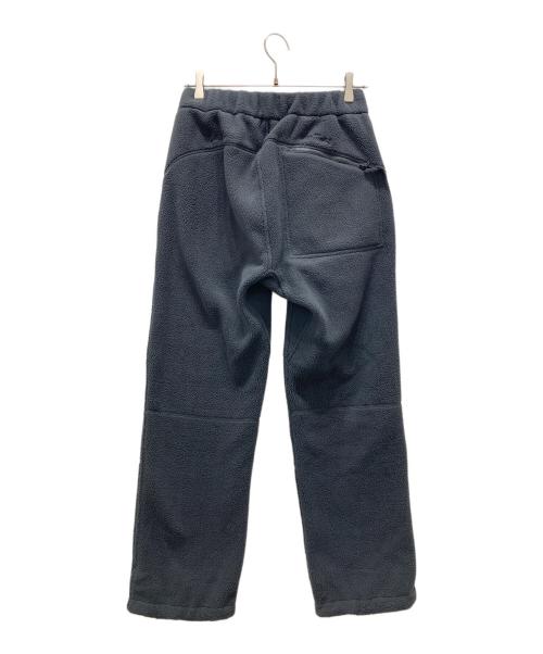 WHITE MOUNTAINEERING（ホワイトマウンテ二アニング）WHITE MOUNTAINEERING (ホワイトマウンテ二アニング) WILD THINGS (ワイルドシングス) BOA FLEECE PANTS グレー サイズ:Sの古着・服飾アイテム