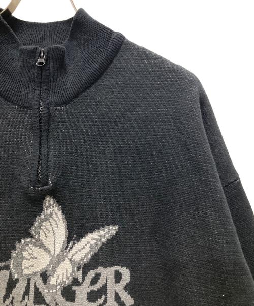 YOUNGER SONG（ヤンガーソング）YOUNGER SONG (ヤンガーソング) バタフライロゴ ハーフジップニット ブラック サイズ:Lの古着・服飾アイテム