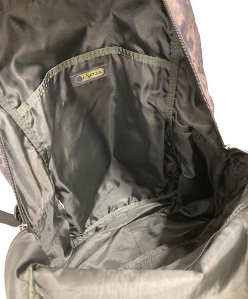 LeSportsac（レスポートサック）LeSportsac (レスポートサック) デイパック オリーブの古着・服飾アイテム