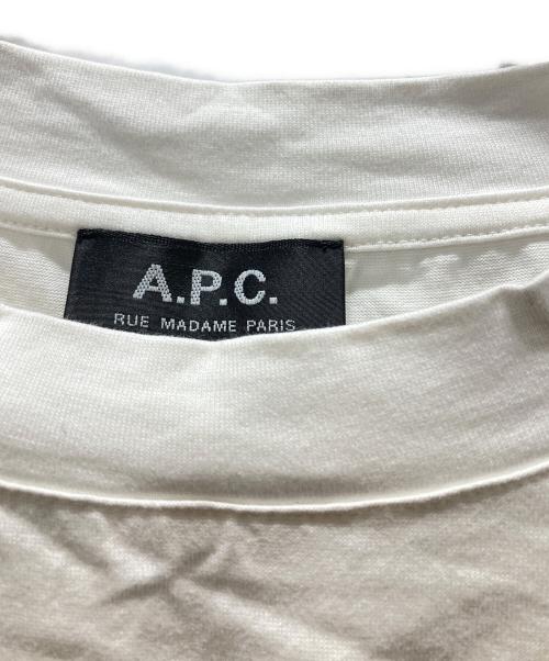 A.P.C.（アーペーセー）A.P.C. (アーペーセー) EDIFICE (エディフィス) 別注 オーバーサイズ ロゴプリント Tシャツ ホワイト サイズ:Lの古着・服飾アイテム
