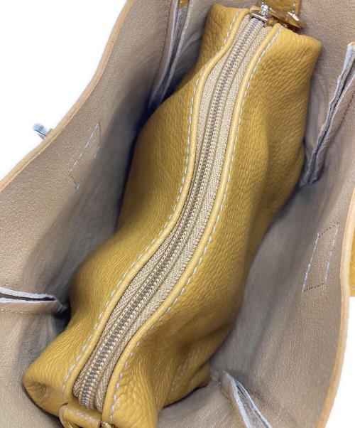 LAURA DI MAGGIO（ローラディマジオ）LAURA DI MAGGIO (ローラディマジオ) 2WAYショルダーバッグ イエローの古着・服飾アイテム