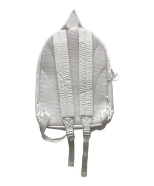 adidas（アディダス）adidas (アディダス) デイパック ホワイトの古着・服飾アイテム