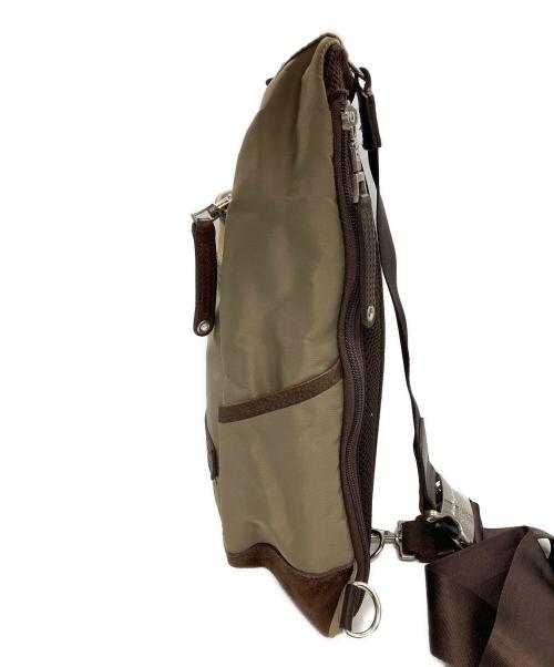 master-piece（マスターピース）master-piece (マスターピース) ボディーバッグ ベージュの古着・服飾アイテム