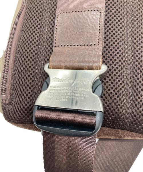 master-piece（マスターピース）master-piece (マスターピース) ボディーバッグ ベージュの古着・服飾アイテム