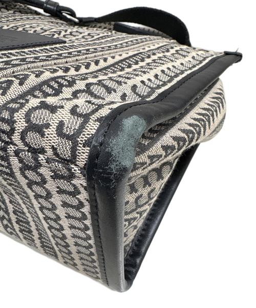 MARC JACOBS（マークジェイコブズ）MARC JACOBS (マークジェイコブズ) モノグラム 2WAYショルダーバッグ グレーの古着・服飾アイテム