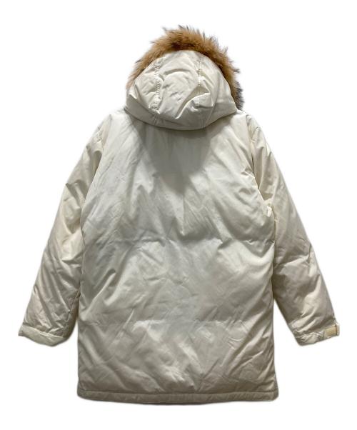 BURBERRY BLACK LABEL（バーバリーブラックレーベル）BURBERRY BLACK LABEL (バーバリーブラックレーベル) ダウンコート ホワイト サイズ:Lの古着・服飾アイテム