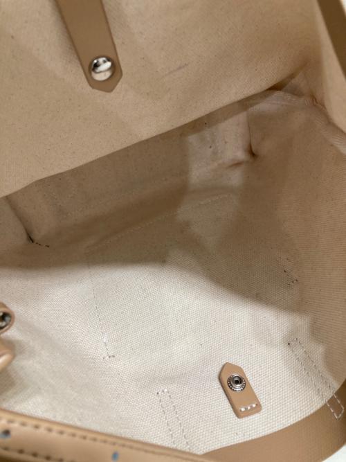 YAHKI（ヤーキ）YAHKI (ヤーキ) キャンバスサコッシュ/ショルダーバッグ ベージュの古着・服飾アイテム