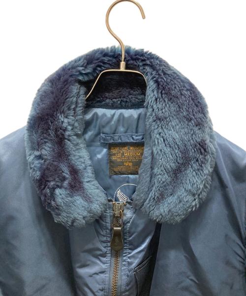 AVIREX（アヴィレックス）AVIREX (アヴィレックス) B-15フライトジャケット ネイビー サイズ:Mの古着・服飾アイテム