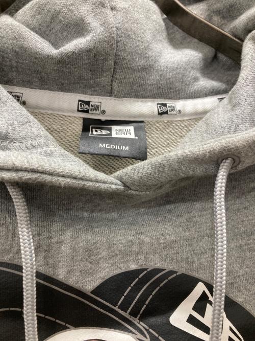 New Era（ニューエラ）New Era (ニューエラ) コラボプルオーバーパーカー グレー サイズ:Mの古着・服飾アイテム