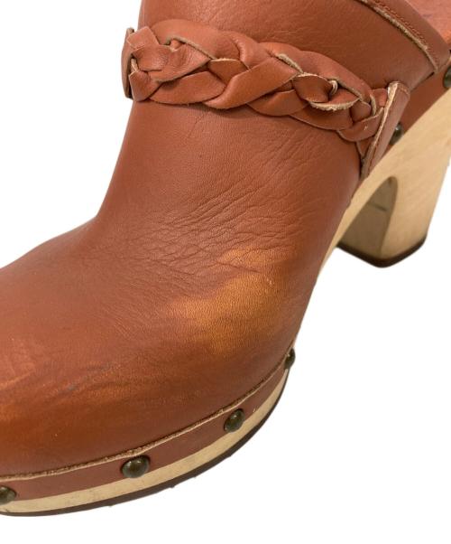 UGG（アグ）UGG (アグ) レザーサボサンダル ブラウン サイズ:24の古着・服飾アイテム