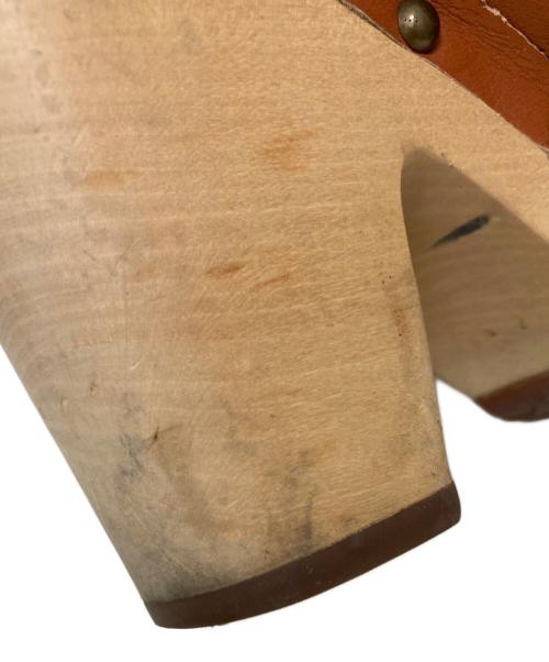 UGG（アグ）UGG (アグ) レザーサボサンダル ブラウン サイズ:24の古着・服飾アイテム