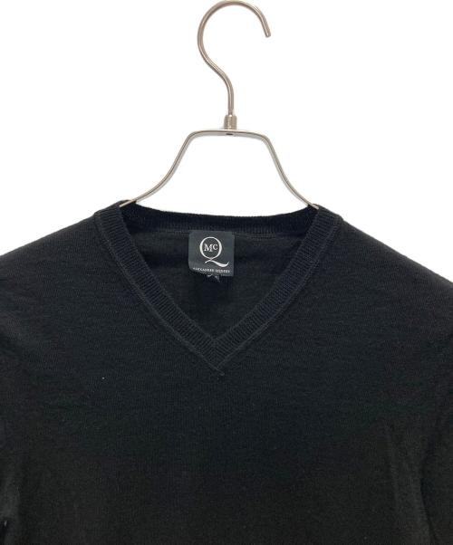 ALEXANDER McQUEEN（アレキサンダーマックイーン）ALEXANDER McQUEEN (アレキサンダーマックイーン) ワンポイント ロゴ刺繍 Vネックニット ブラック サイズ:Sの古着・服飾アイテム