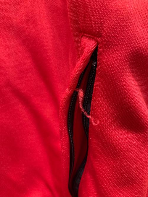 UMBRO（アンブロ）UMBRO (アンブロ) トラックジャケット レッド サイズ:Mの古着・服飾アイテム