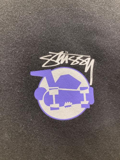 stussy（ステューシー）stussy (ステューシー) プルオーバーパーカー/Skateman Hoodie ブラック サイズ:Mの古着・服飾アイテム