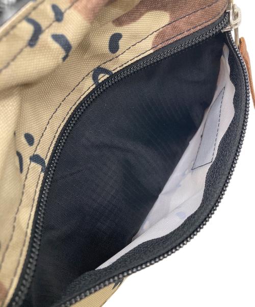 GREGORY（グレゴリー）GREGORY (グレゴリー) BEAMS BOY (ビームスボーイ) CHOCO CHIP CAMO PADDED SHOULDER POUCH ベージュの古着・服飾アイテム