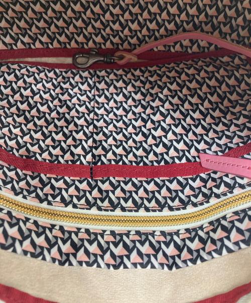 ROBERTA PIERI（ロベルタピエリ）ROBERTA PIERI (ロベルタピエリ) ショルダーバッグ ピンクの古着・服飾アイテム