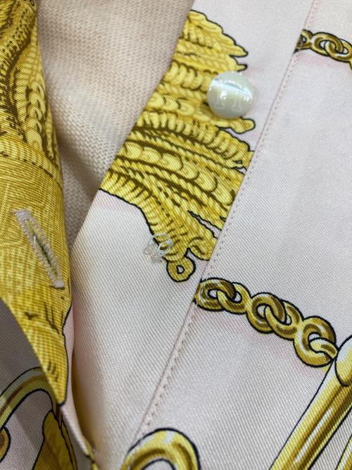 HERMES（エルメス）HERMES (エルメス) シルクスカーフ総柄 シャツ ピンク サイズ:Ｓの古着・服飾アイテム