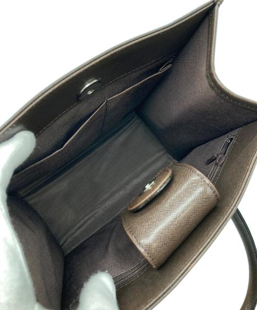 BURBERRY（バーバリー）BURBERRY (バーバリー) バッグ ベージュの古着・服飾アイテム