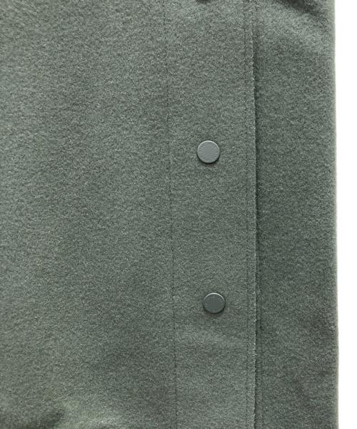 HYKE（ハイク）HYKE (ハイク) サイドスナップ ノースリーブワンピース グリーン サイズ:1の古着・服飾アイテム